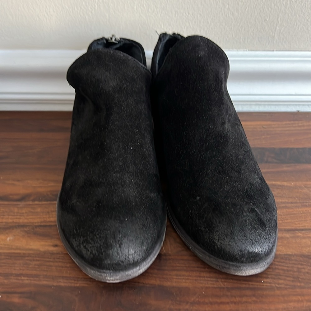 Frye Carson Shootie Black Suede Back Zipper Ankle Boots 7M - Picture 2 of 9